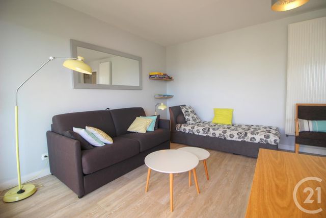 Appartement F2 à vendre - 2 pièces - 61.23 m2 - QUIBERON - 56 - BRETAGNE - Century 21 La Presqu'Île Appartement F2 à vendre - 2 pièces - 61.23 m2 - QUIBERON - 56 - BRETAGNE - Century 21 La Presqu'Île