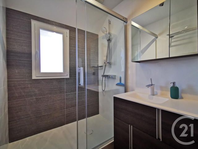 Afficher la photo en grand Appartement T3 à vendre - 3 pièces - 60.97 m2 - QUIBERON - 56 - BRETAGNE - Century 21 La Presqu'Île