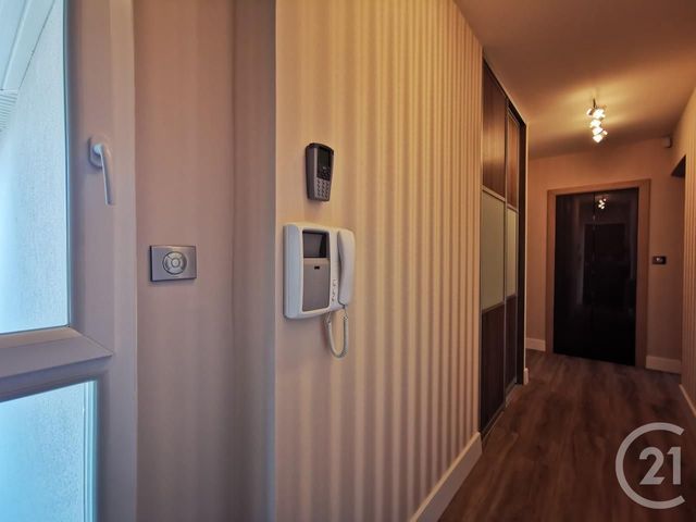 Afficher la photo en grand Appartement T3 à vendre - 3 pièces - 60.97 m2 - QUIBERON - 56 - BRETAGNE - Century 21 La Presqu'Île