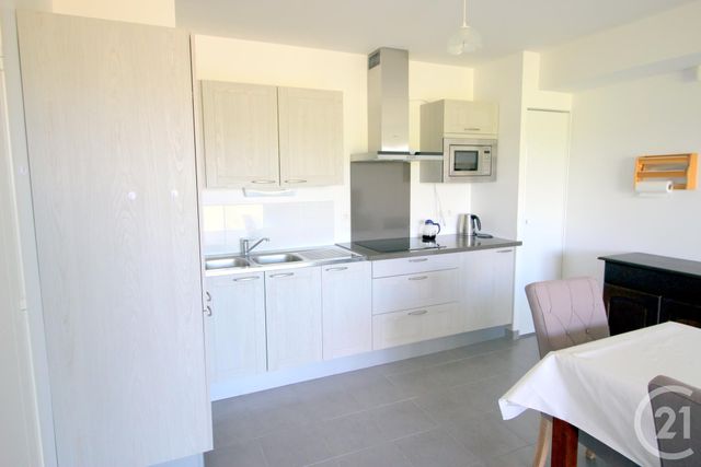 Afficher la photo en grand Appartement F3 à vendre - 3 pièces - 61.98 m2 - QUIBERON - 56 - BRETAGNE - Century 21 La Presqu'Île