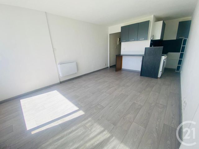 Afficher la photo en grand Appartement T2 à vendre - 2 pièces - 31.64 m2 - QUIBERON - 56 - BRETAGNE - Century 21 La Presqu'Île