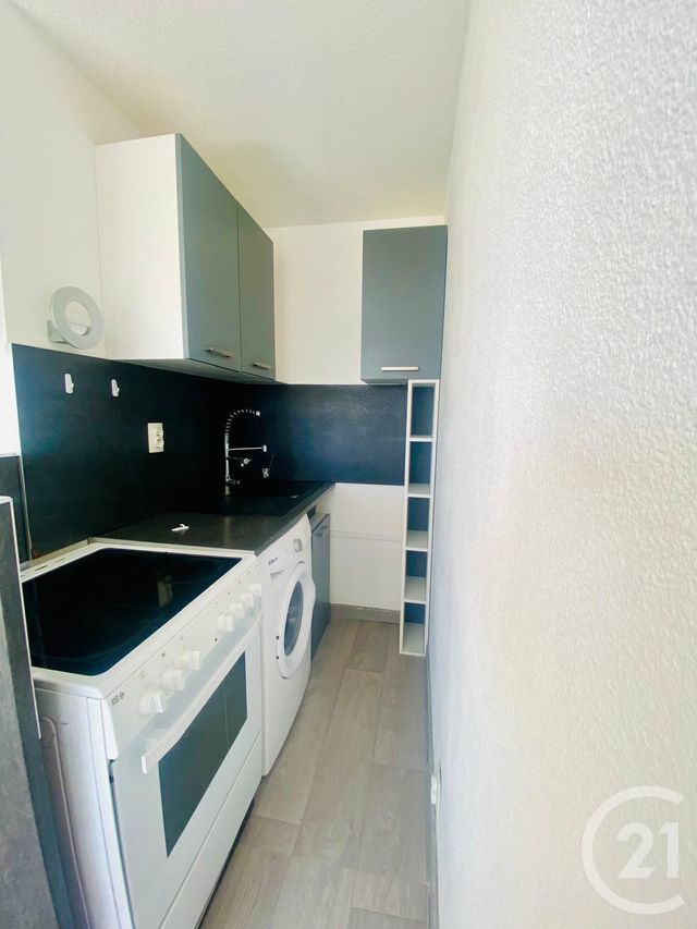 Afficher la photo en grand Appartement T2 à vendre - 2 pièces - 31.64 m2 - QUIBERON - 56 - BRETAGNE - Century 21 La Presqu'Île