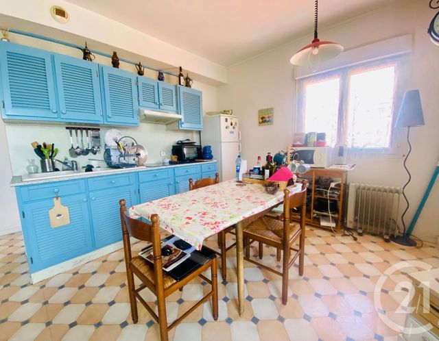 Afficher la photo en grand Appartement T4 à vendre - 4 pièces - 60.06 m2 - QUIBERON - 56 - BRETAGNE - Century 21 La Presqu'Île
