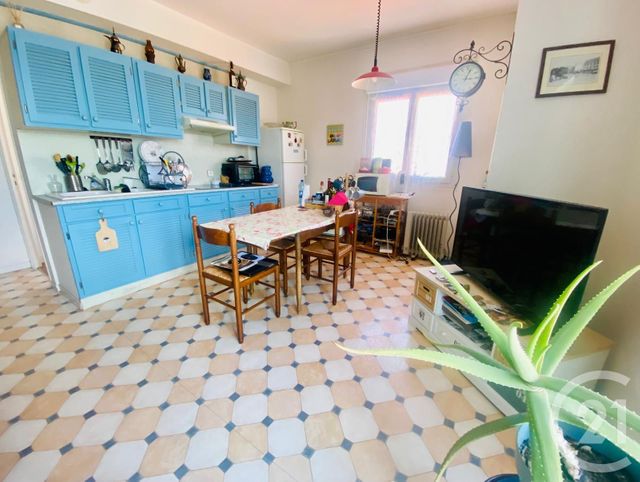 Afficher la photo en grand Appartement T4 à vendre - 4 pièces - 60.06 m2 - QUIBERON - 56 - BRETAGNE - Century 21 La Presqu'Île