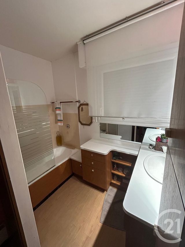 Afficher la photo en grand Appartement F2 à vendre - 2 pièces - 54.24 m2 - QUIBERON - 56 - BRETAGNE - Century 21 La Presqu'Île