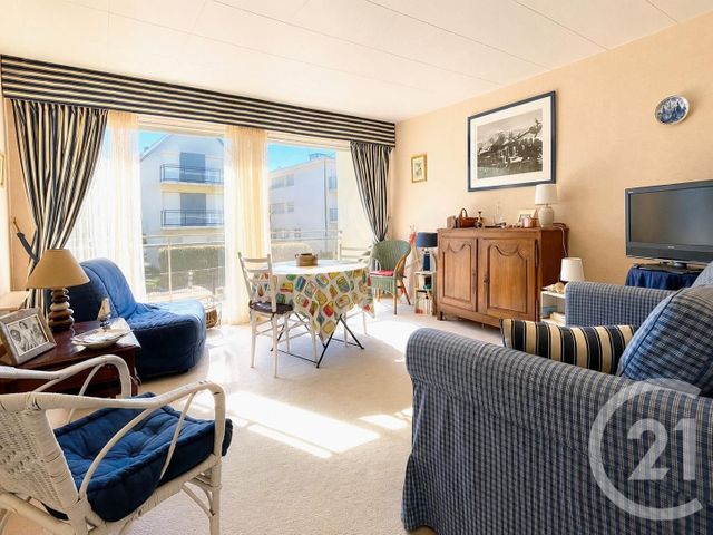 Appartement Studio à vendre - 1 pièce - 32.0 m2 - QUIBERON - 56 - BRETAGNE - Century 21 La Presqu'Île