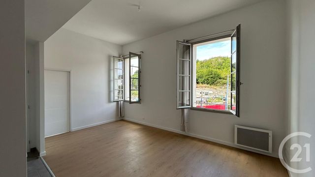 Afficher la photo en grand Appartement T2 à vendre - 2 pièces - 41.58 m2 - LE PALAIS - 56 - BRETAGNE - Century 21 La Presqu'Île