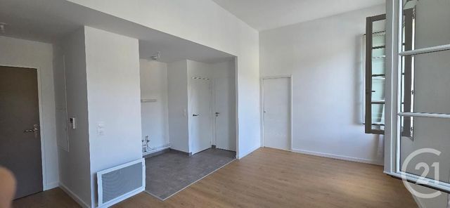 Afficher la photo en grand Appartement T2 à vendre - 2 pièces - 41.58 m2 - LE PALAIS - 56 - BRETAGNE - Century 21 La Presqu'Île