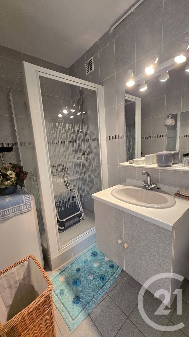 Appartement F1 à vendre - 1 pièce - 31.9 m2 - QUIBERON - 56 - BRETAGNE - Century 21 La Presqu'Île