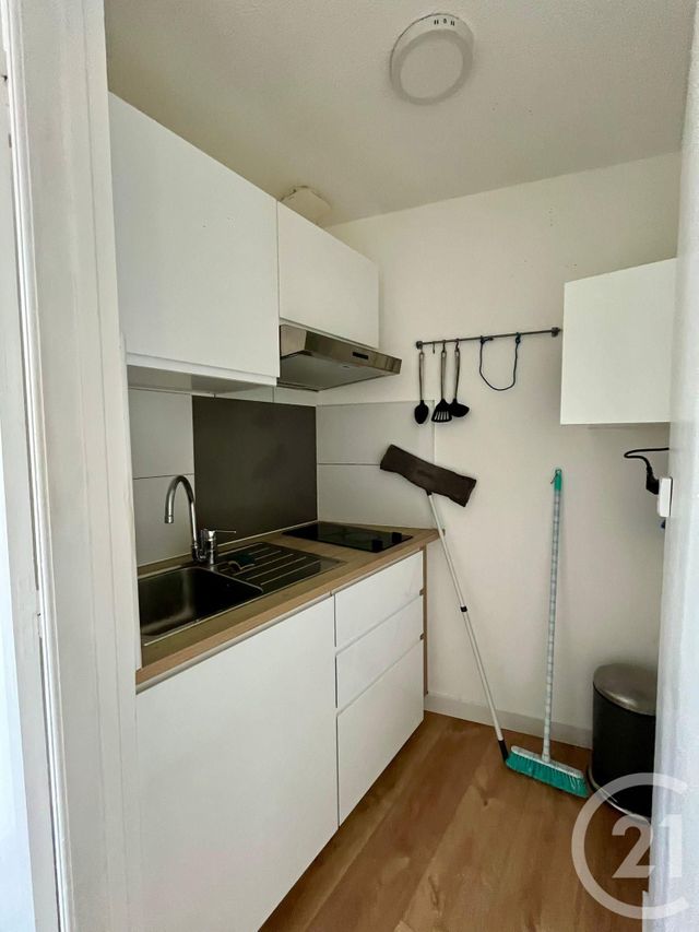 Appartement T2 à louer - 2 pièces - 27.82 m2 - QUIBERON - 56 - BRETAGNE - Century 21 La Presqu'Île