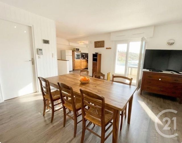 Appartement T3 à vendre - 3 pièces - 69.43 m2 - SAUZON - 56 - BRETAGNE - Century 21 La Presqu'Île