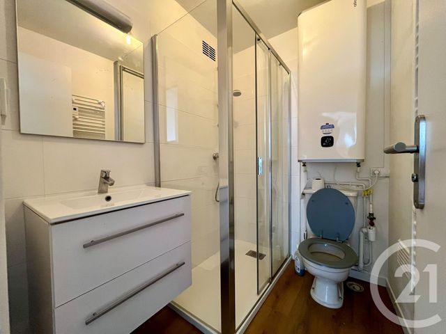 Appartement T2 à louer - 2 pièces - 38.43 m2 - QUIBERON - 56 - BRETAGNE - Century 21 La Presqu'Île