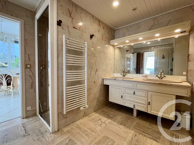 Appartement T2 à louer - 2 pièces - 71.17 m2 - QUIBERON - 56 - BRETAGNE - Century 21 La Presqu'Île