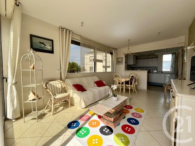 Appartement T2 à louer - 2 pièces - 71.17 m2 - QUIBERON - 56 - BRETAGNE - Century 21 La Presqu'Île